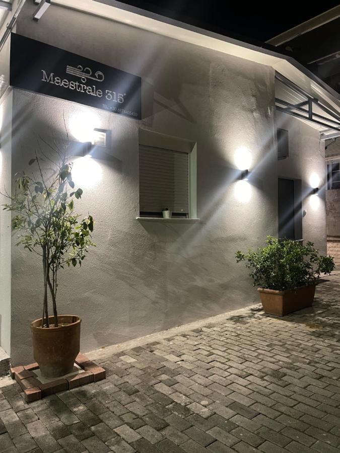 ניאה מיכאניונה Maestrale 315° Apartments מראה חיצוני תמונה